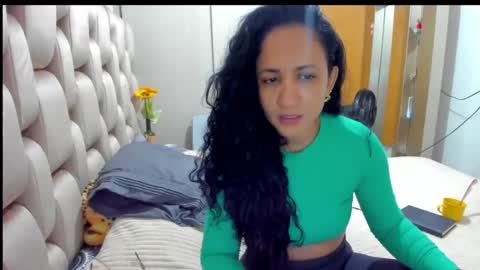 emperatriztapia online show from 01-12-25, 11:58