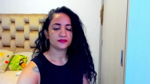 emperatriztapia online show from 05-25-26, 06:36