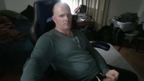 Matt online show from 09-24-25, 03:54