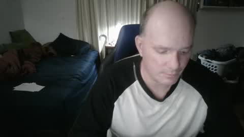 Matt online show from 10-17-25, 04:59