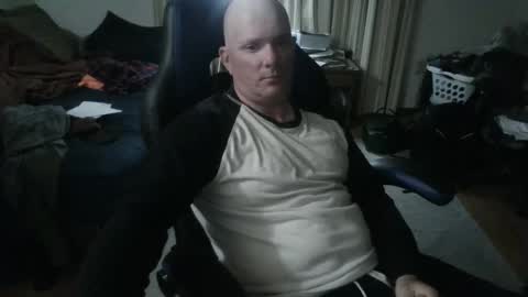 Matt online show from 10-21-25, 03:51