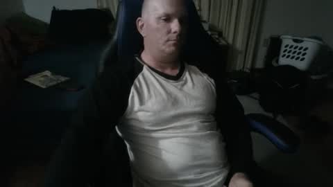 Matt online show from 10-26-25, 03:34