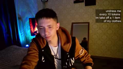 emveeboy96 online show from 11-04-25, 07:57