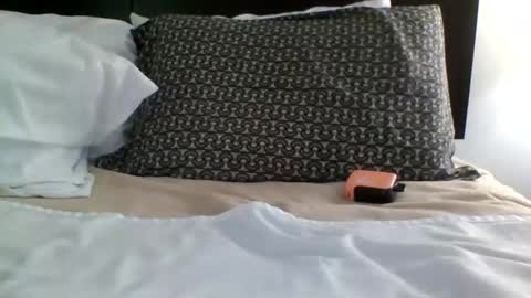 Snapshot of emy1713 chatting on 11-25-25, 07:36 emy1713 online show from 11-25-25, 07:36