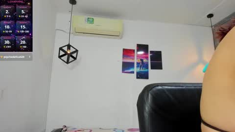 Emy online show from 12-22-24, 03:11