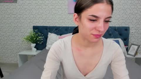 emy__angel online show from 02-14-25, 01:23