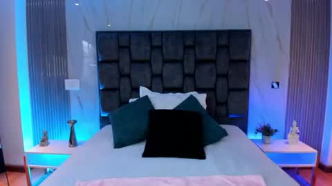 Emy   online show from 07-11-26, 07:16