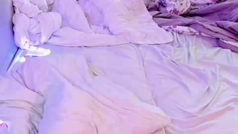 Emy online show from 03-02-25, 12:11