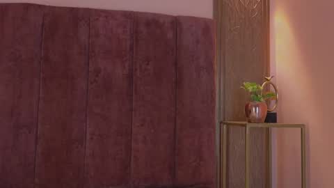 Emy online show from 11-08-25, 09:35