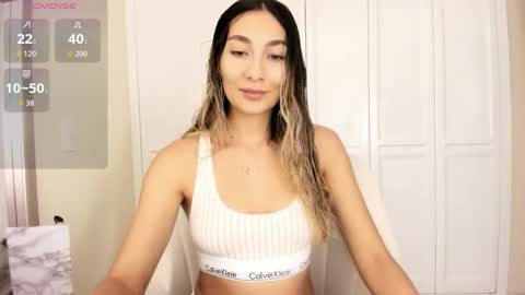 emyconneer online show from 03-07-26, 07:00