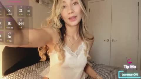 emyconneer online show from 07-18-26, 07:28