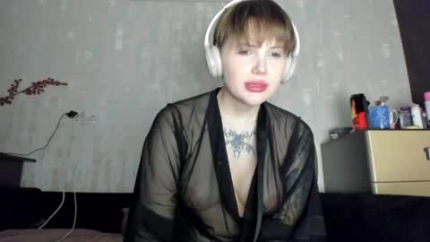 emydeliro online show from 05-24-26, 08:36