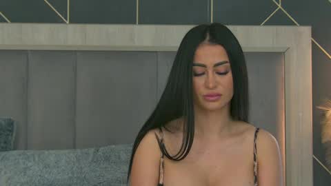  Emy  online show from 04-27-26, 05:38