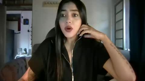 emyli lopez online show from 12-01-25, 10:26