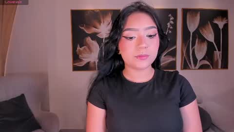 Emy Lourens online show from 07-18-26, 06:56
