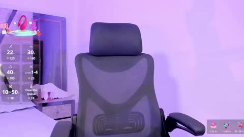 Snapshot of emysilver chatting on 02-27-25, 05:36 Emy Silver online show from 02-27-25, 05:36