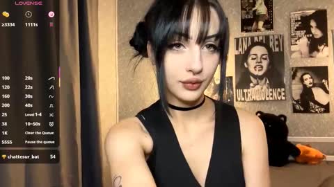 Amelia online show from 11-20-25, 08:30