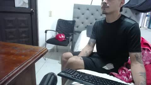 andres online show from 01-14-26, 01:06