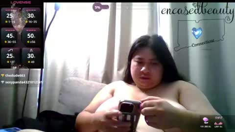 Snapshot of encasedbeauty chatting on 08-05-26, 04:54 Ela online show from 08-05-26, 04:54