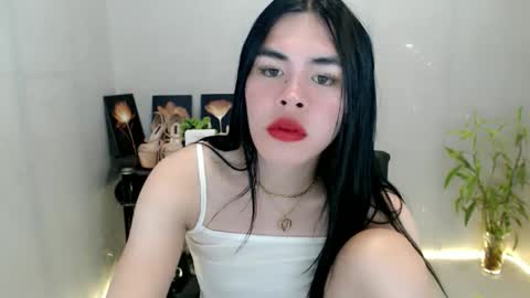 enchantress_mia03 online show from 06-11-26, 06:44