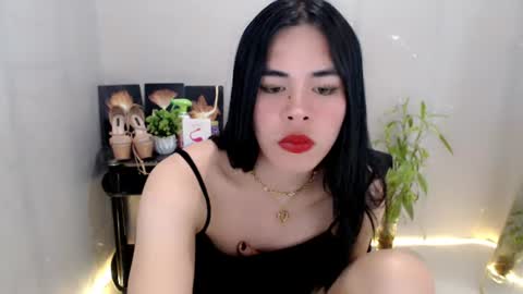 enchantress_mia03 online show from 06-18-26, 09:14