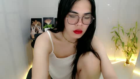 enchantress_mia03 online show from 06-28-26, 09:32