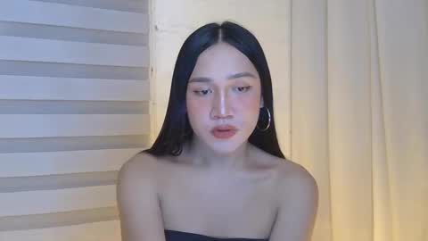 sahara love online show from 12-16-25, 12:43