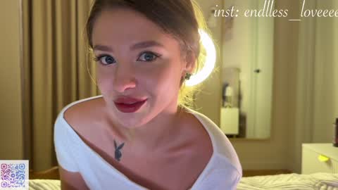 Mia online show from 02-10-26, 07:51