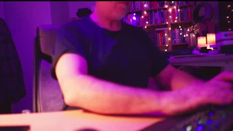 uk online show from 02-23-25, 09:16