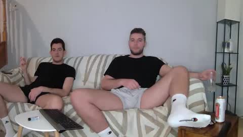 Englishladxxx online show from 01-11-25, 06:44