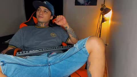 Snapshot of enjoymycock99 chatting on 07-18-26, 05:22 enjoymycock99 online show from 07-18-26, 05:22