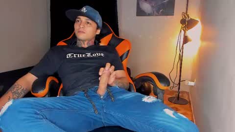 Snapshot of enjoymycock99 chatting on 07-20-26, 03:54 enjoymycock99 online show from 07-20-26, 03:54