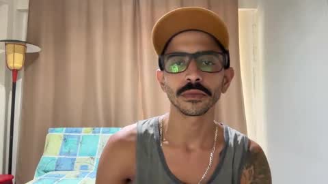 Snapshot of enjoythetrip chatting on 12-12-24, 09:51 Luke online show from 12-12-24, 09:51