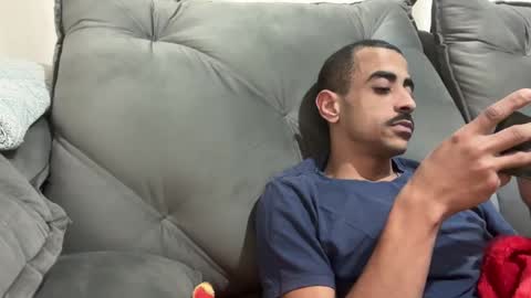 Snapshot of enjoythetrip chatting on 01-06-26, 06:39 Luke online show from 01-06-26, 06:39