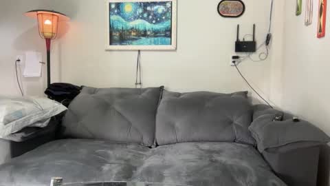 Snapshot of enjoythetrip chatting on 03-19-26, 04:44 Luke online show from 03-19-26, 04:44