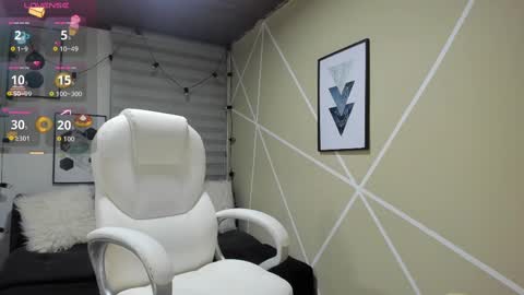 Enma clark online show from 09-13-25, 04:01