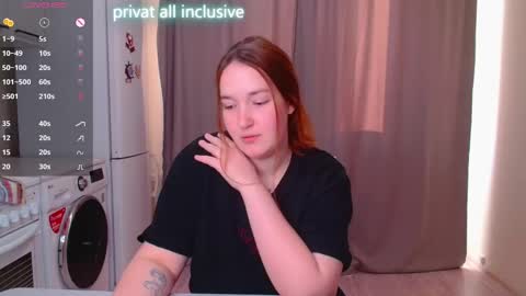 Snapshot of enorolve chatting on 02-27-25, 05:13 Horny Mary online show from 02-27-25, 05:13