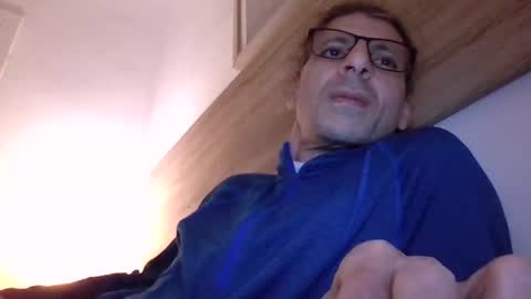 Snapshot of enri222 chatting on 02-26-25, 06:54 rineking online show from 02-26-25, 06:54