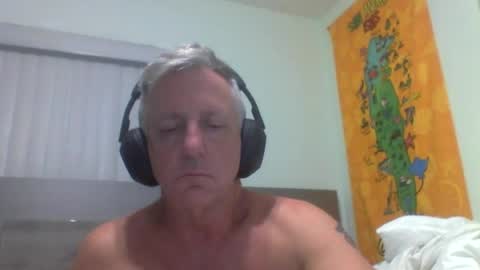 Enrique online show from 06-19-26, 10:57