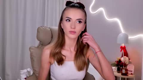 entya online show from 12-18-25, 07:03