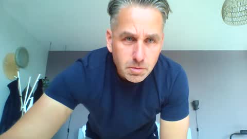 Enzos Massive Cock online show from 09-27-25, 10:20