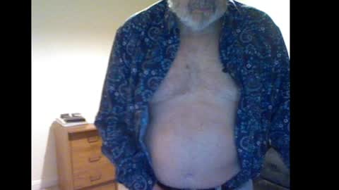 erasmus_d online show from 01-17-25, 06:33