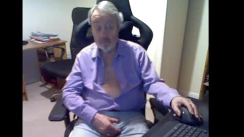 erasmus_d online show from 02-01-25, 06:08