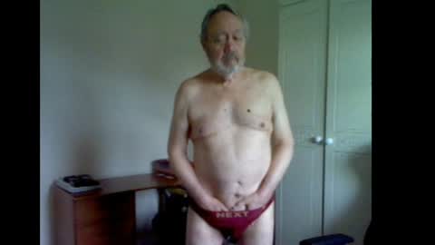 Snapshot of erasmus_d chatting on 05-07-26, 05:29 erasmus_d online show from 05-07-26, 05:29
