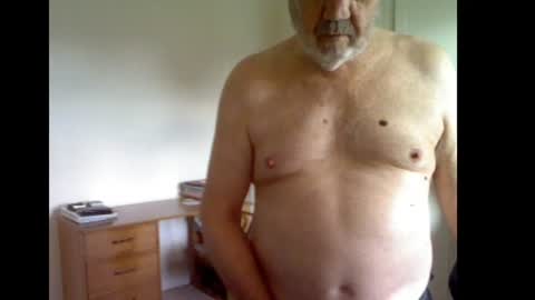 Snapshot of erasmus_d chatting on 06-30-26, 04:41 erasmus_d online show from 06-30-26, 04:41