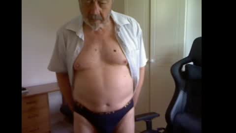 Snapshot of erasmus_d chatting on 07-07-26, 03:38 erasmus_d online show from 07-07-26, 03:38