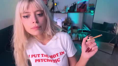 Snapshot of erectioneeering chatting on 09-23-25, 12:30 Alissa online show from 09-23-25, 12:30