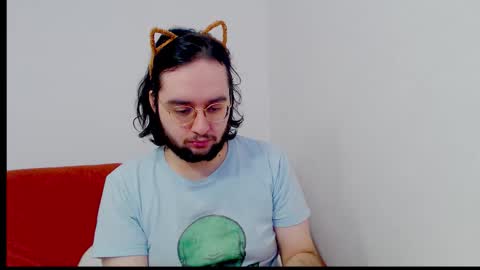 Snapshot of eren_jaeger2000 chatting on 03-15-26, 05:13 Eren online show from 03-15-26, 05:13