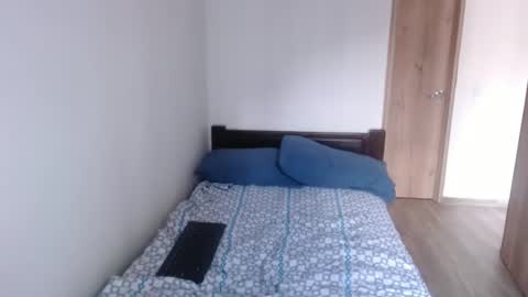 sofia online show from 02-24-25, 08:47