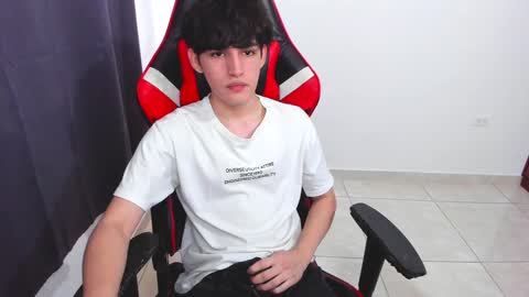 eren_tatakae online show from 01-24-25, 06:35